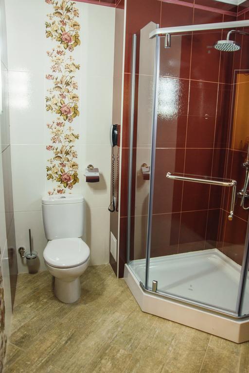 Promenade Park Hotel Шимкент Екстериор снимка