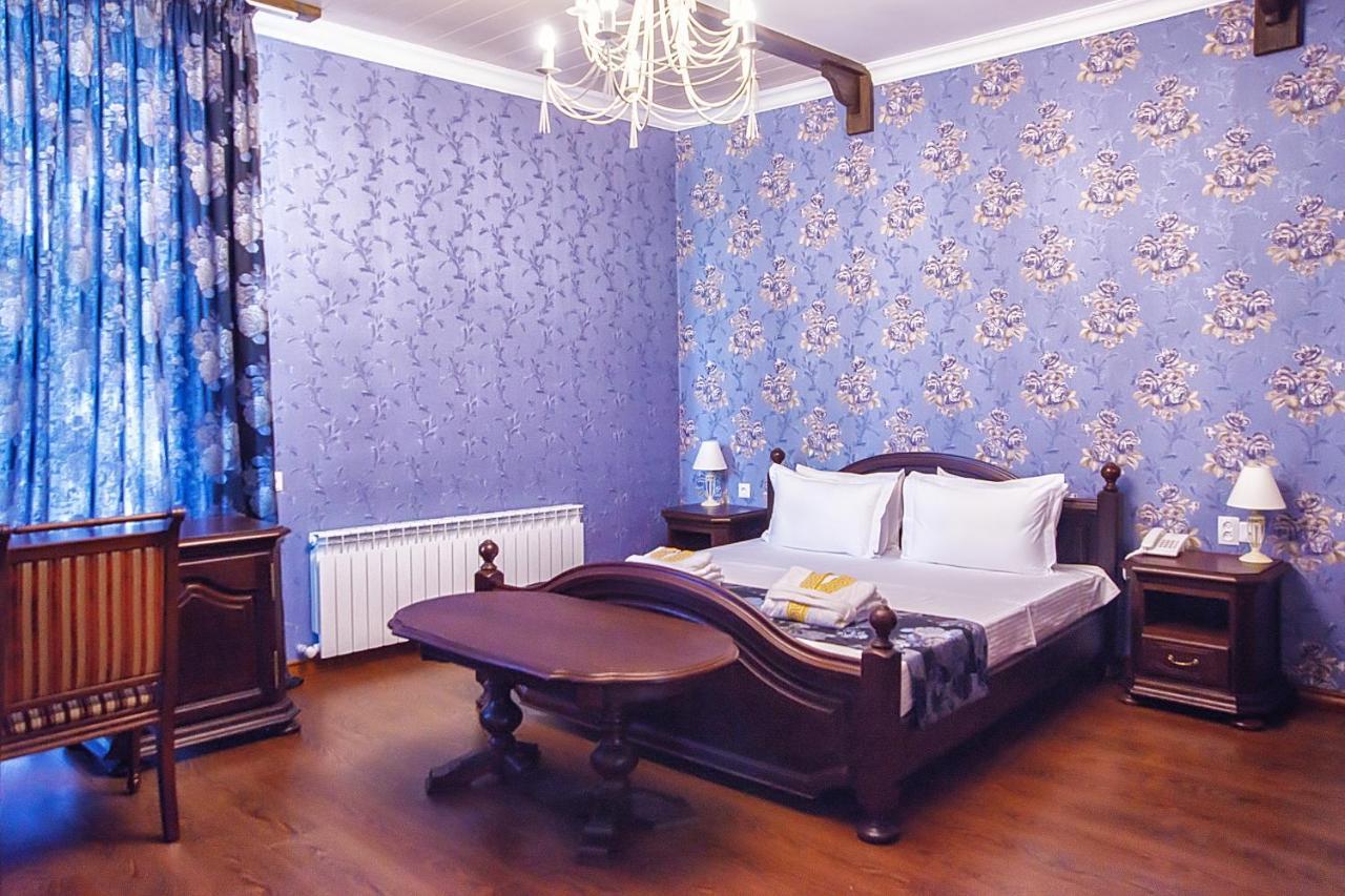 Promenade Park Hotel Шимкент Стая снимка