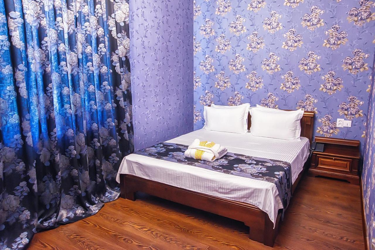 Promenade Park Hotel Шимкент Стая снимка